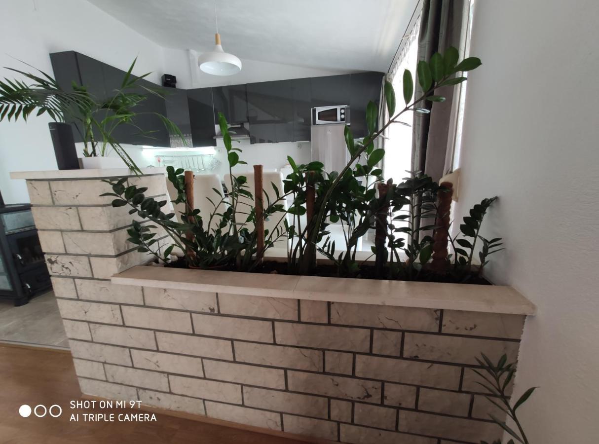 Apartment Burich Makarska Buitenkant foto