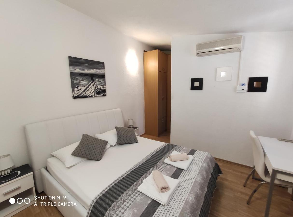 Apartment Burich Makarska Buitenkant foto