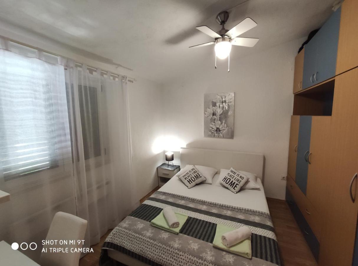 Apartment Burich Makarska Buitenkant foto