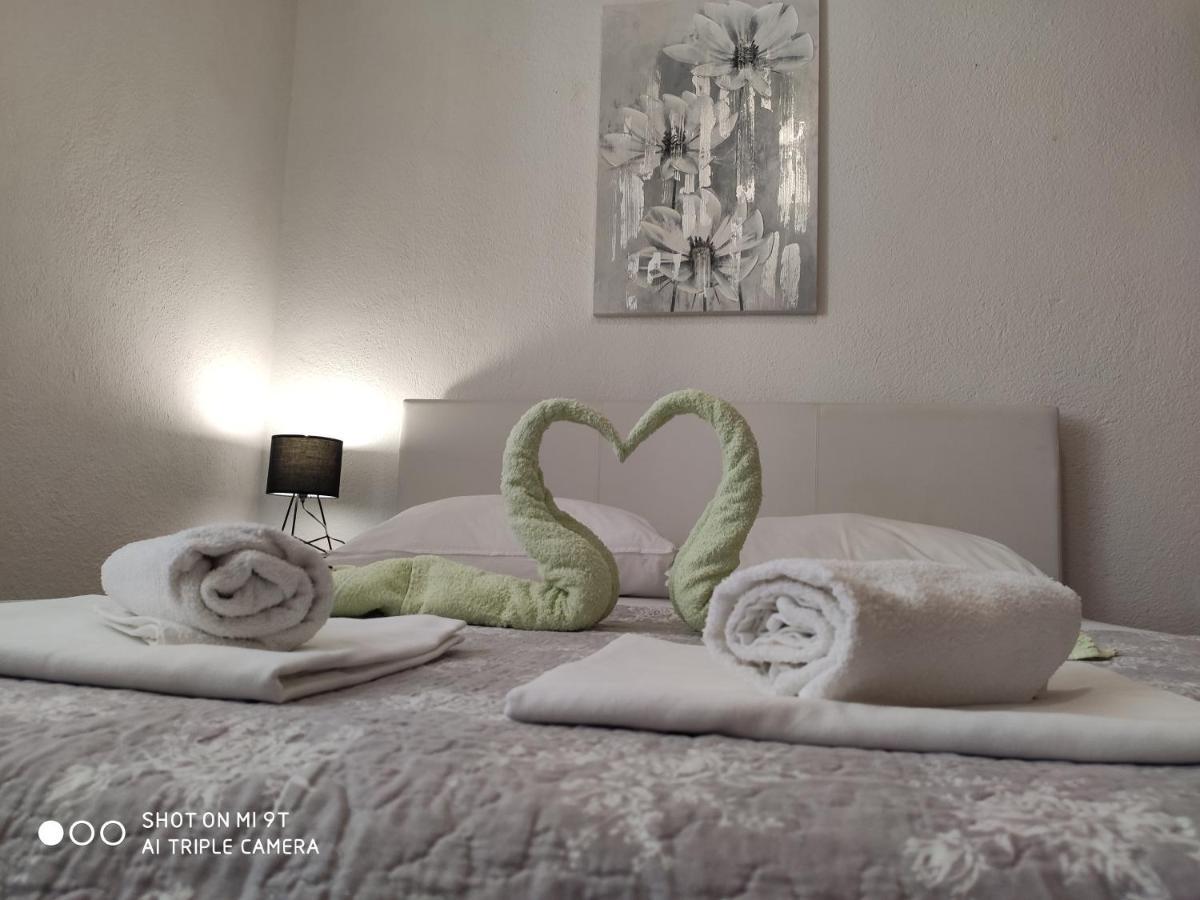 Apartment Burich Makarska Buitenkant foto