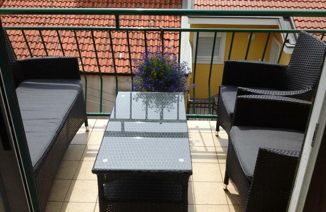 Apartment Burich Makarska Buitenkant foto